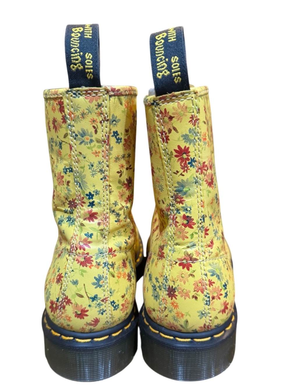 Dr. Martens RARE NIB 1460 Sun Yellow Little Flowers Floral Boots Women's size 9 - Picture 5 of 16